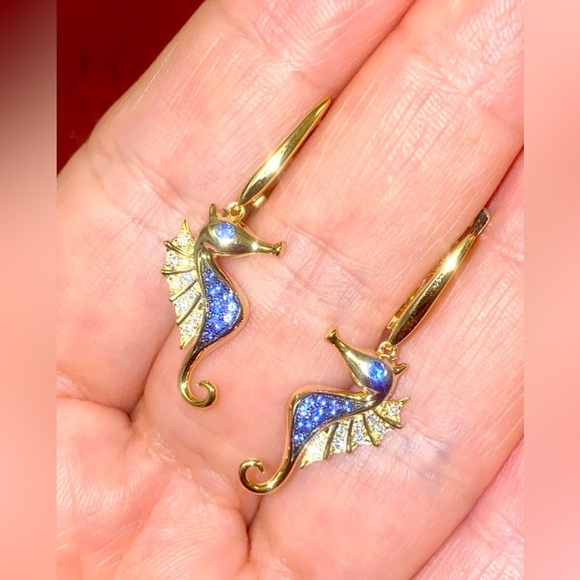 Gold and Blue Seahorse Earrings. Sterling silver - Picture 1 of 6